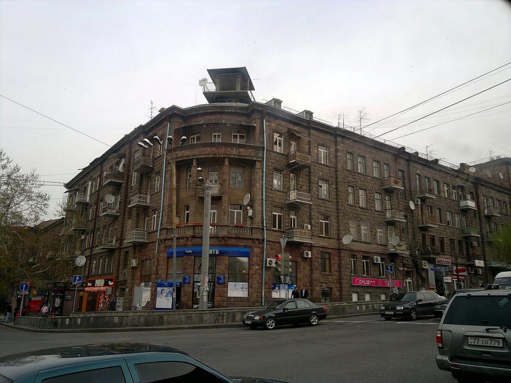 Yerevan-Sky With Terrace Exteriör bild